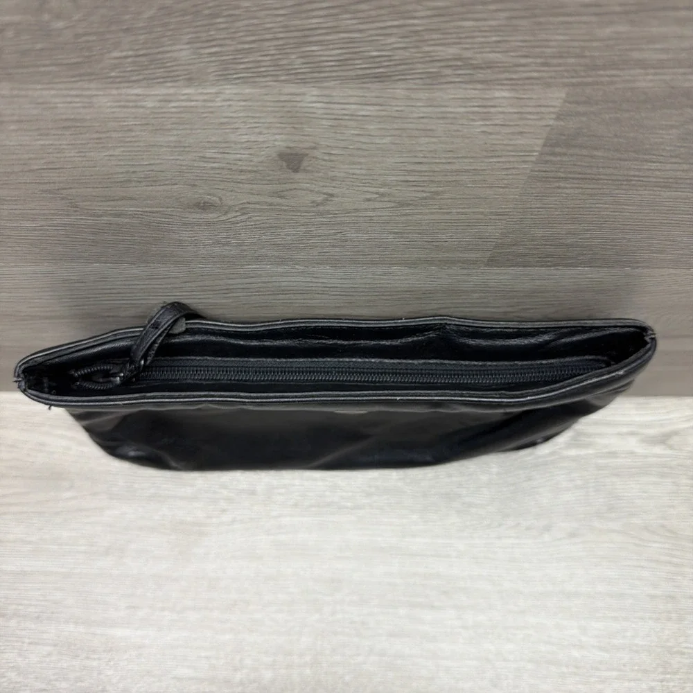 Vintage Etienne Aigner Black Leather Purse Handbag Bag Woman's Clutch Very Nice